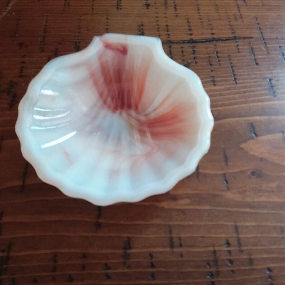 Vintage Akro Agate  Seashell Shape  Dish ￼Brown Ombre Ashtray, Jewelry Holder - Picture 6 of 9